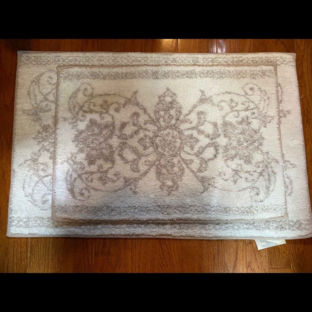 Bath room mats